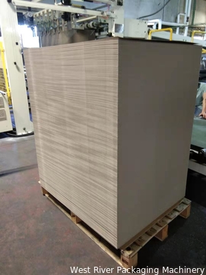 Ligne de production à face unique ondulée à deux couches rentable - 0,4 mm - 7 mm d'épaisseur
