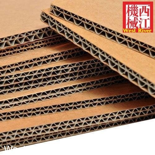 Système de fabrication de carton ondulé à 5 couches avancé pour le traitement de papier kraft de 1200 à 3000 mm
