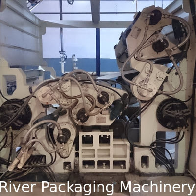 Contrôle hydraulique Changement rapide de type Vacuum intérieur Corrugation Corrugée à face unique Equipement de fabrication de carton